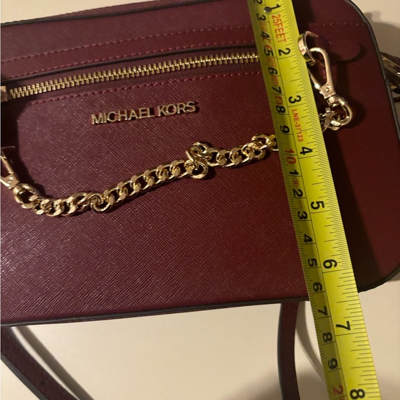 Michael Kors Jet Set Large Saffiano Leather Crossbody Bag : Dark Cranberry - Picture 4 of 6